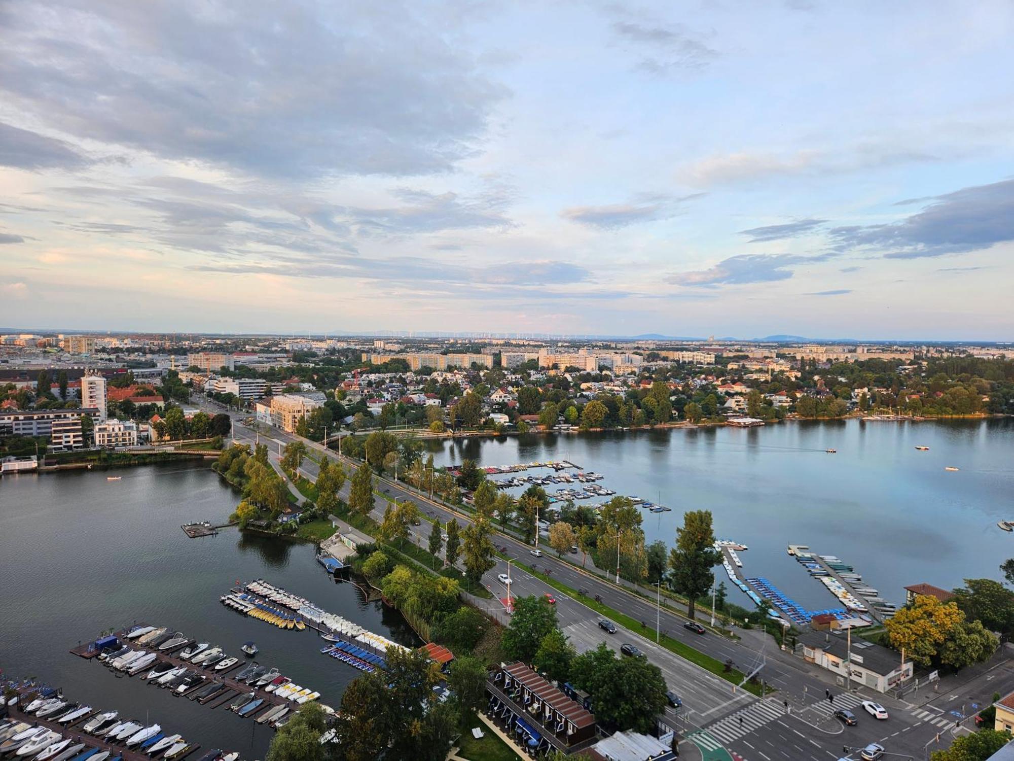 Yuki'S Place - Un-Vic, Danube Beach And Subway Near To Downtown Vienne Extérieur photo